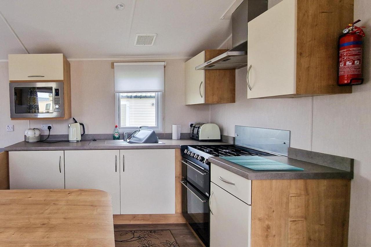 Lovely Caravan Nearby The Beach In Hunstanton, Norfolk Ref 23071C Hotel Kültér fotó